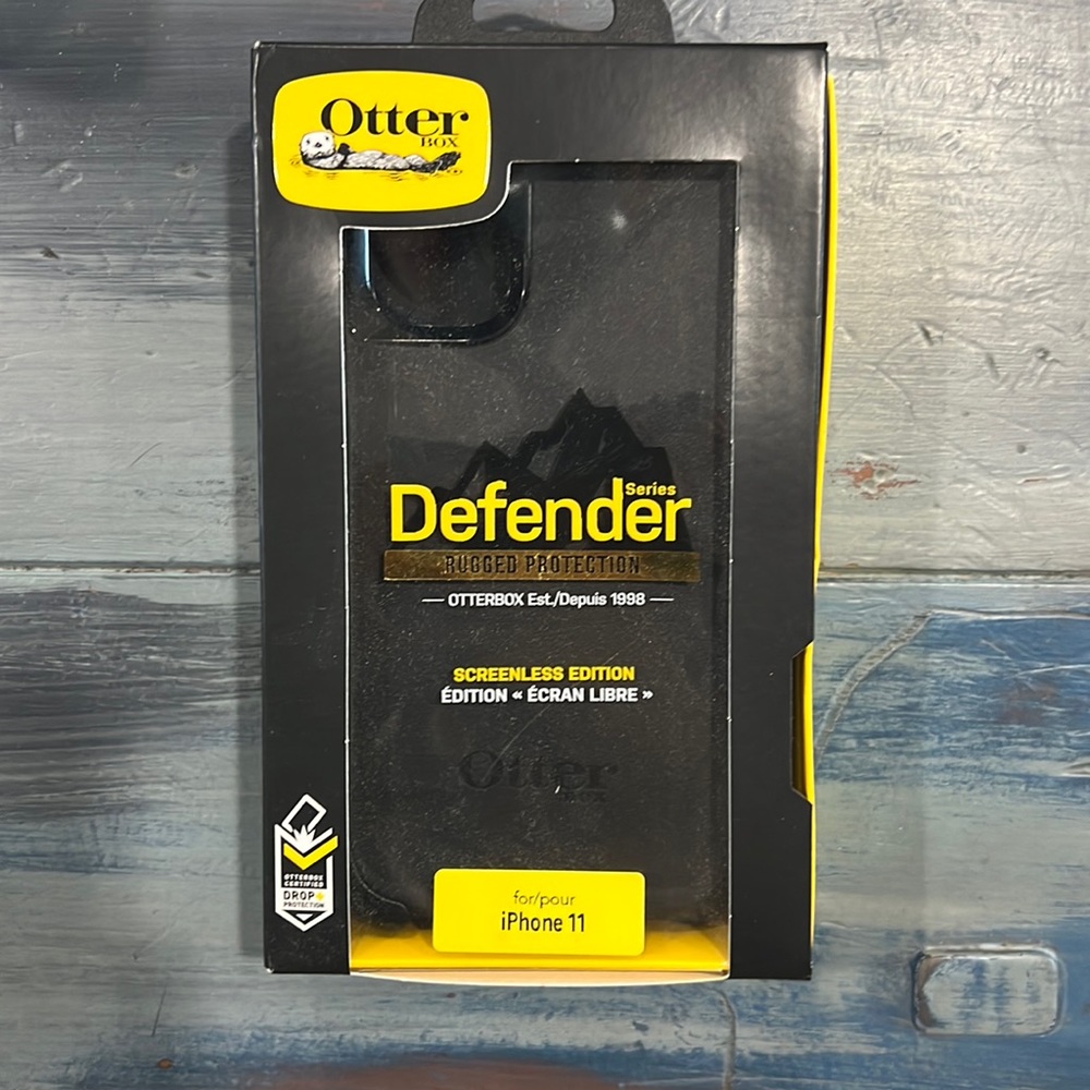 Brand new in box otter box